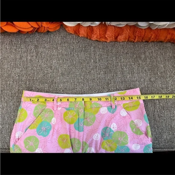 ❣️Lilly Pulitzer White Label Sand Trap Print Shorts❣️ - Picture 8 of 9